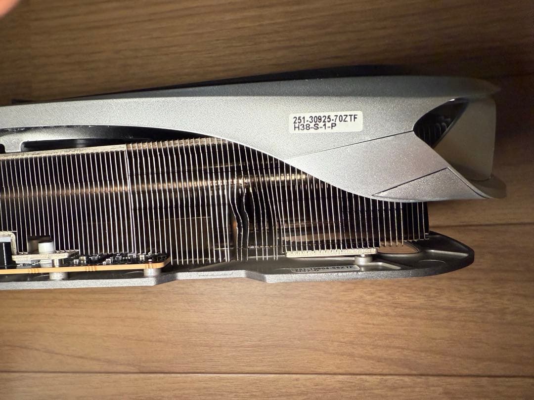 グラフィックボード・グラボ・ビデオカード GEFORCE RTX 4090 AMP EXTREME AIRO 24GB