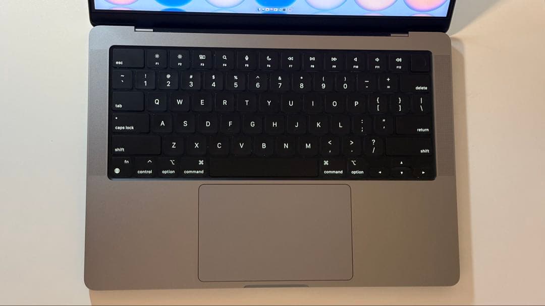 [美品] M1 MacBook Pro 16GB 14インチ 1TB
