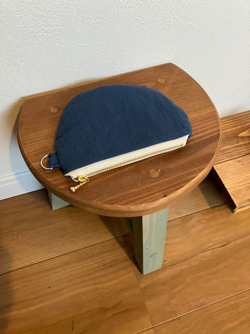 【メろンぱンな】刺繍　ポーチ　キャンディポーチ　ハンドメイド　ファスナー