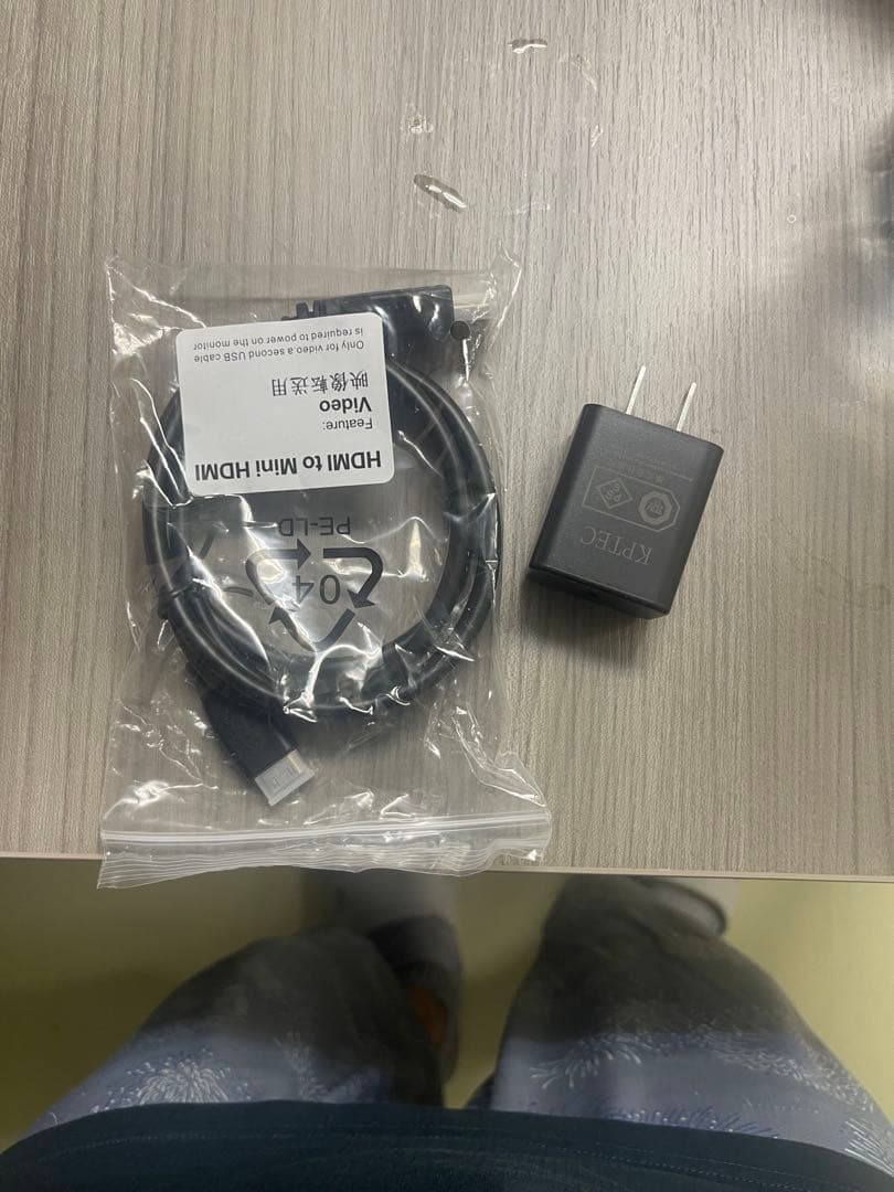 Intehill ポータブルモニター13.3インチ FHD OLED F13NA