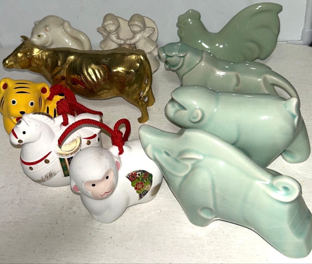 十二支の置物29個&招き猫&幸せ運ぶオランダの鈴&天使の置物セット