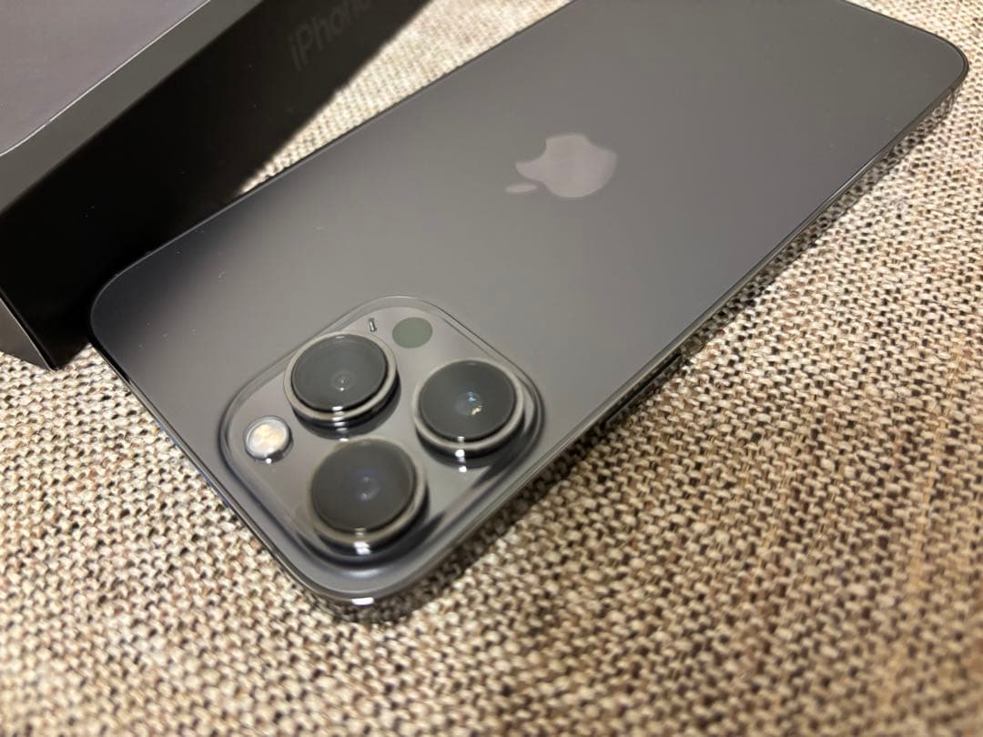 【美品】Apple iPhone 13 Pro Max 256GB グラファイト