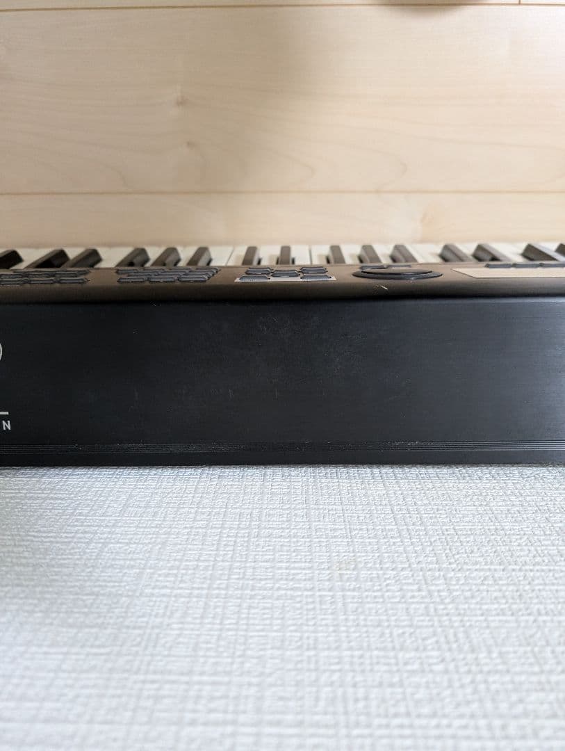 【動作確認済】コルグ　KORG TR76 シンセサイザー