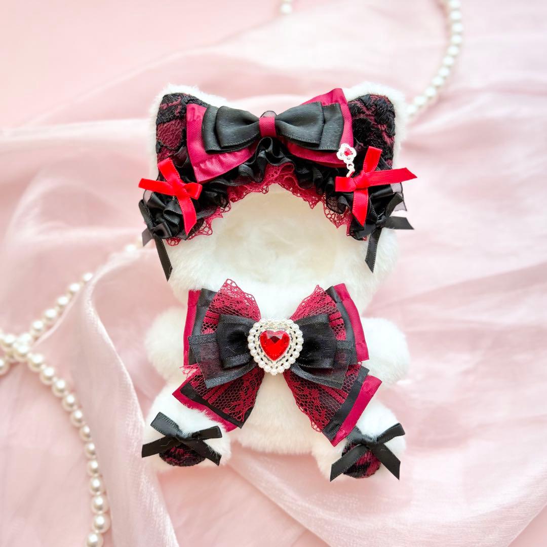 おすわりぬい服　赤黒レースねこちゃん　11㎝〜15㎝　ちびぐるみ　にじぬい