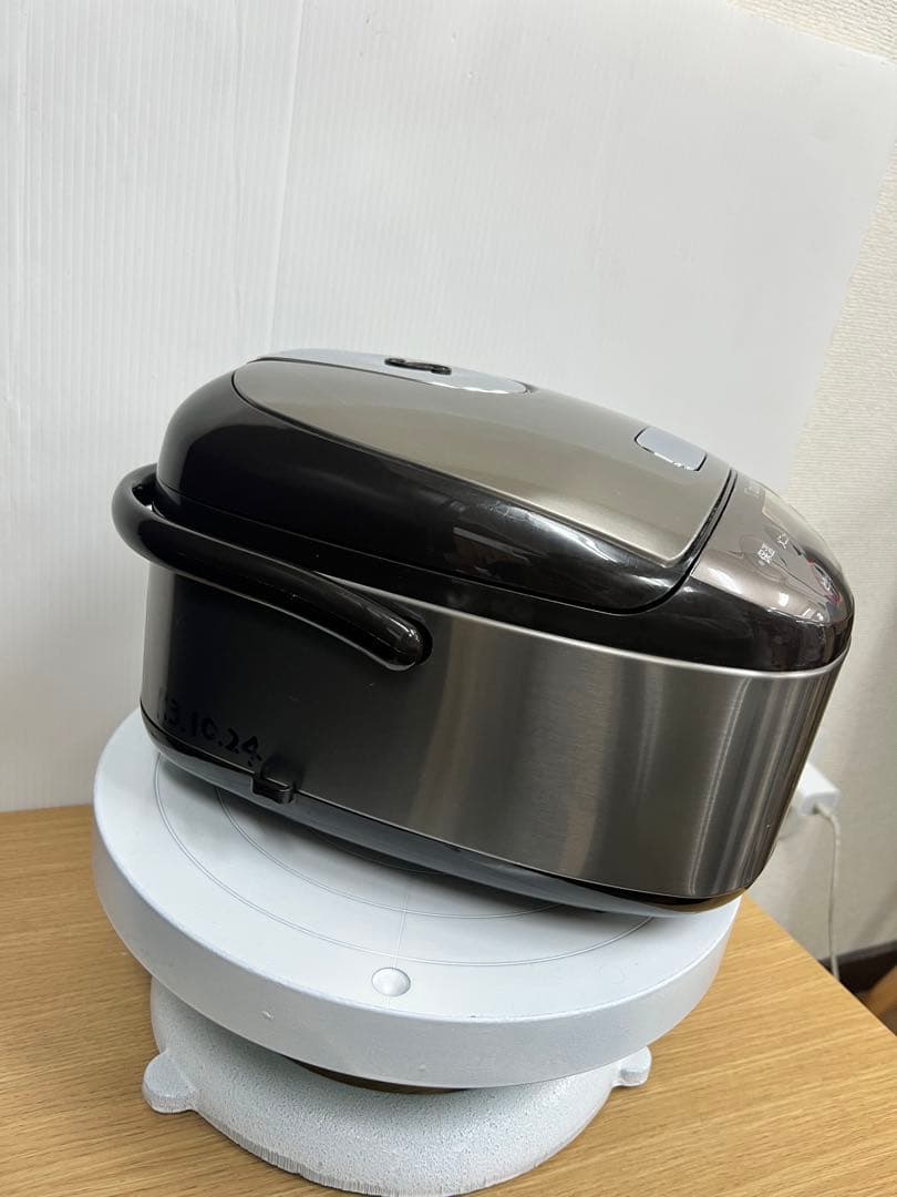 象印 Zojirushi IH炊飯器 NP-GK05（0.54L） 2021年齢