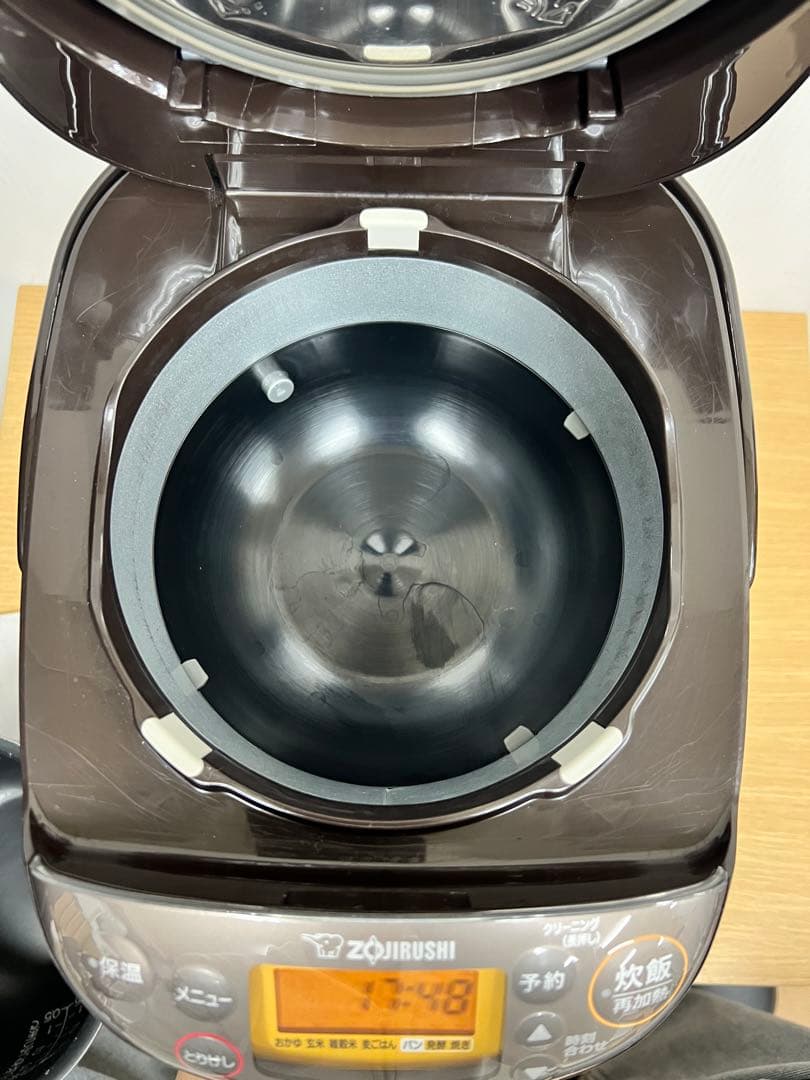 象印 Zojirushi IH炊飯器 NP-GK05（0.54L） 2021年齢
