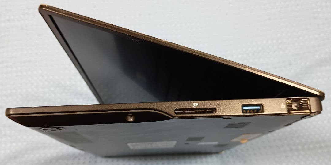 薄型軽量 LIFEBOOK U9312/J 第12世代Core i5 1245U