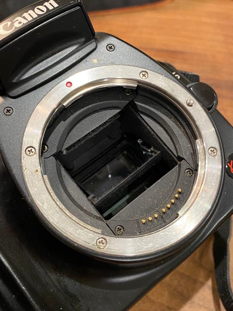Canon EOS kissデジタル初代　黒一眼レフ 28-80mmefレンズ付
