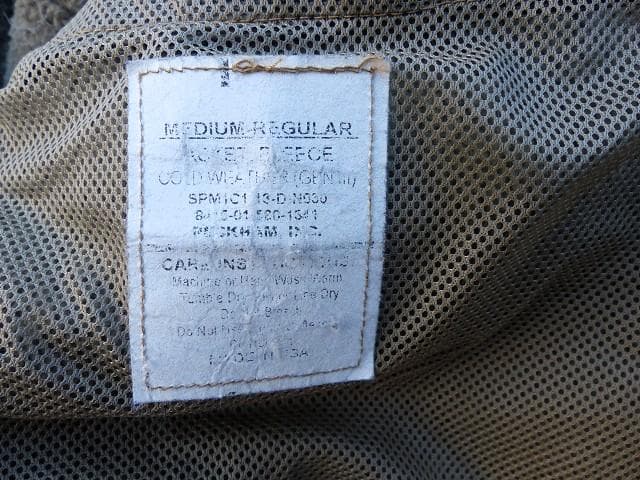 米軍実物　ポーラテックフリースジャケット　M-R　コヨーテ ECWCS　150