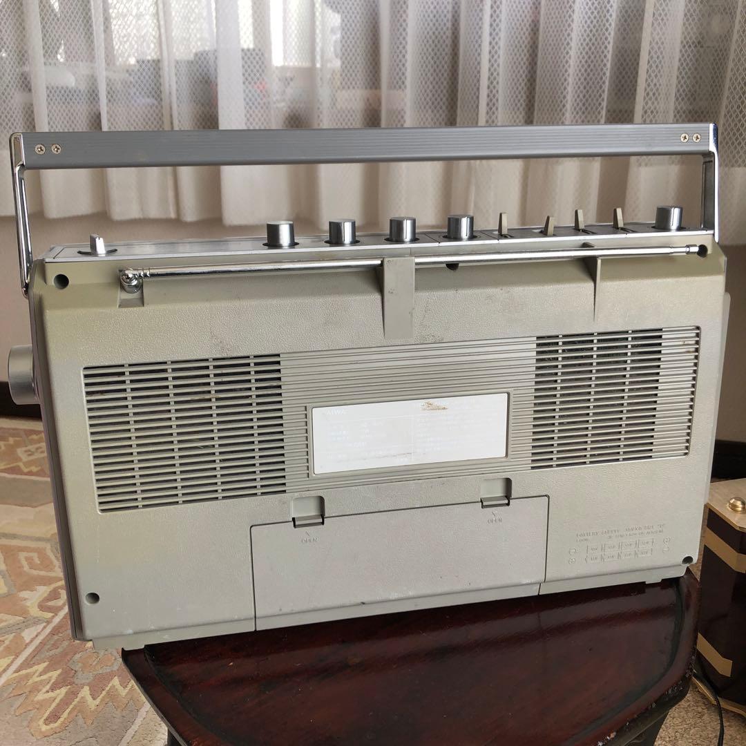 AIWA アイワ　FMAMラジカセ　Jー55 　日本製　レトロ　カセットジャンク