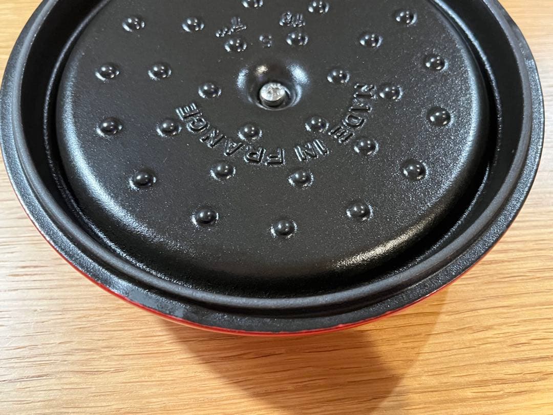 STAUB ピコ ココット ラウンド チェリーレッド 18cm