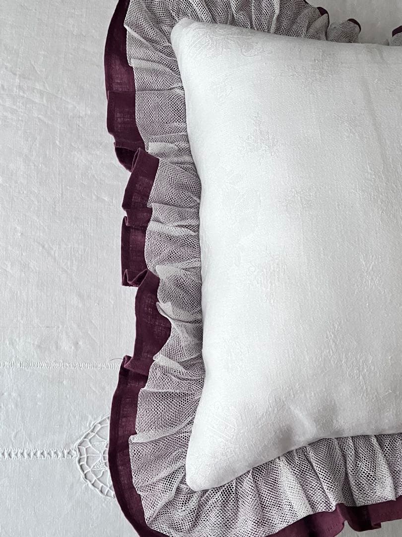 【美品】フランスアンティーク チュールフリル モノグラムクッション