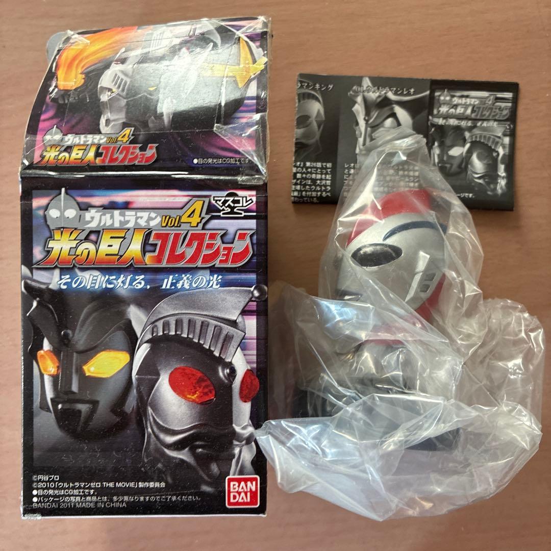 ウルトラマン　光の巨人コレクション4 ナイス　ティガダーク　キング等　箱付9個