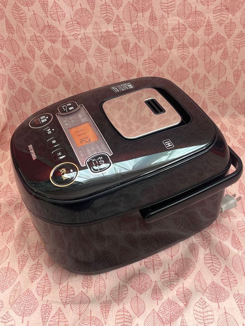アイリスオーヤマIH炊飯器 極圧火釜2021年製　TERC-IE50 黒　美品