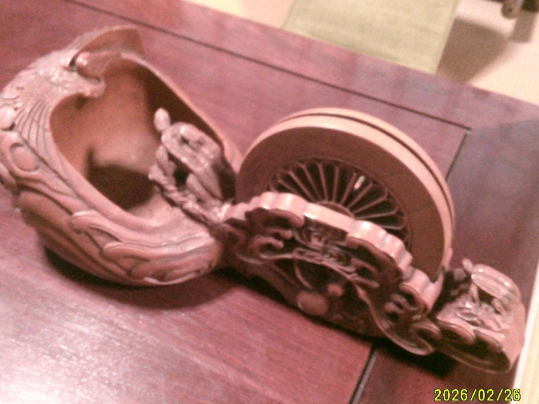 鶴亀の装飾用墨壺