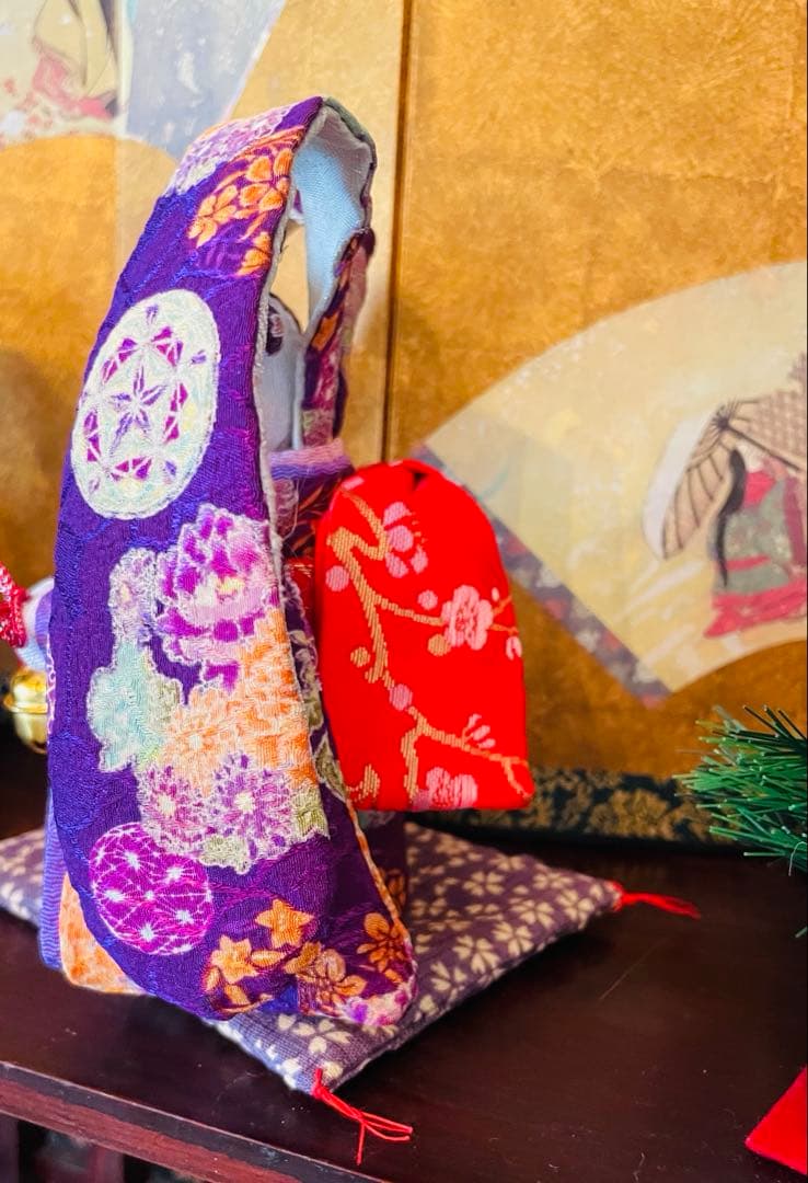 ねこのこになります！おばあちゃんのハンドメイド　着物うさぎ人形ペアセット