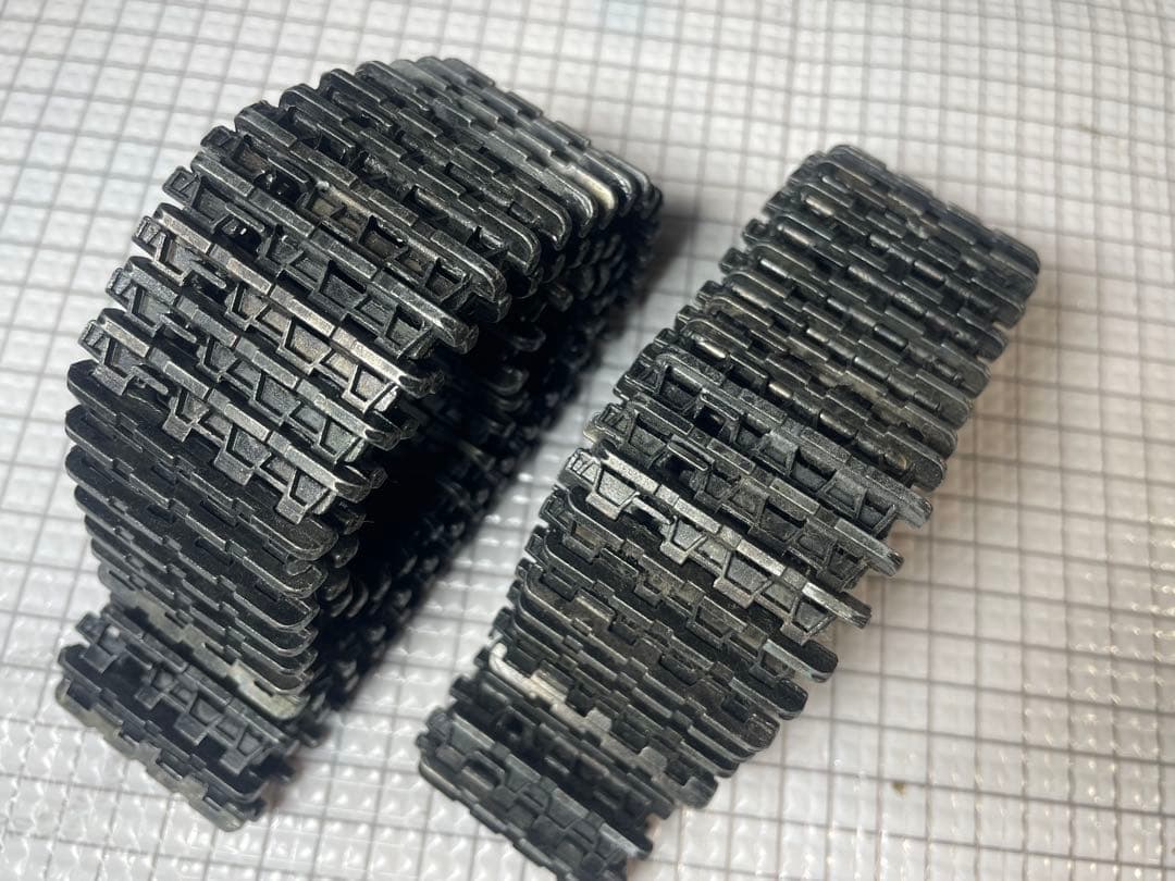 美品！ヘンロン【タイガー1】用金属履帯