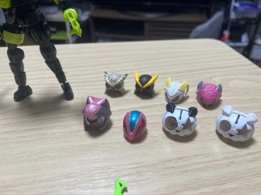 リボルブチェンジフィギュア 仮面ライダーギーツ