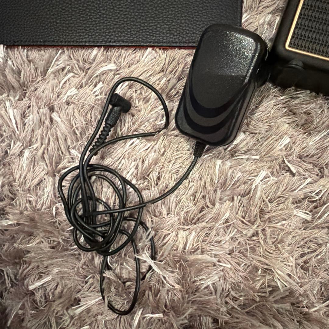 Marshall Stockwell ポータブルBluetoothスピーカー