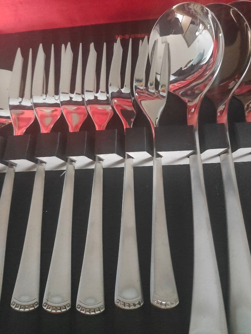 Zwilling J.A. Henckels カトラリーセット36本 廃盤品