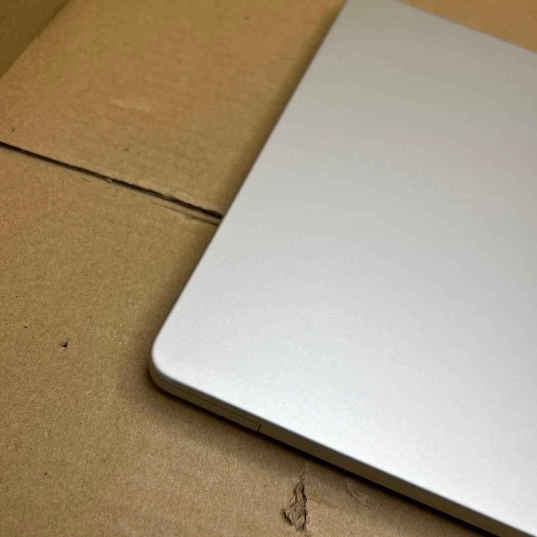 Apple MacBook Pro M1 2021 14インチ　16GB