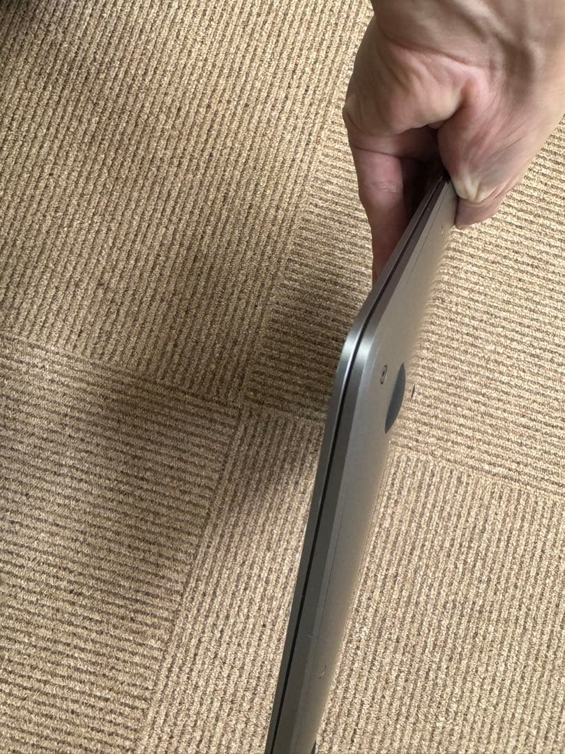 Apple MacBook Air 13-inch 256GB シルバー 本体