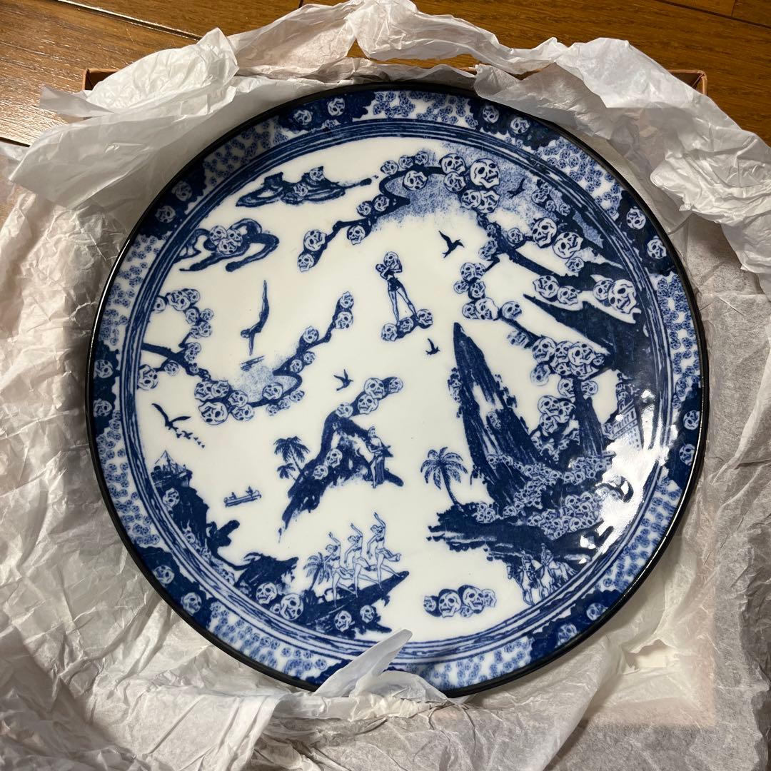 八寸髑髏絵皿　横尾忠則