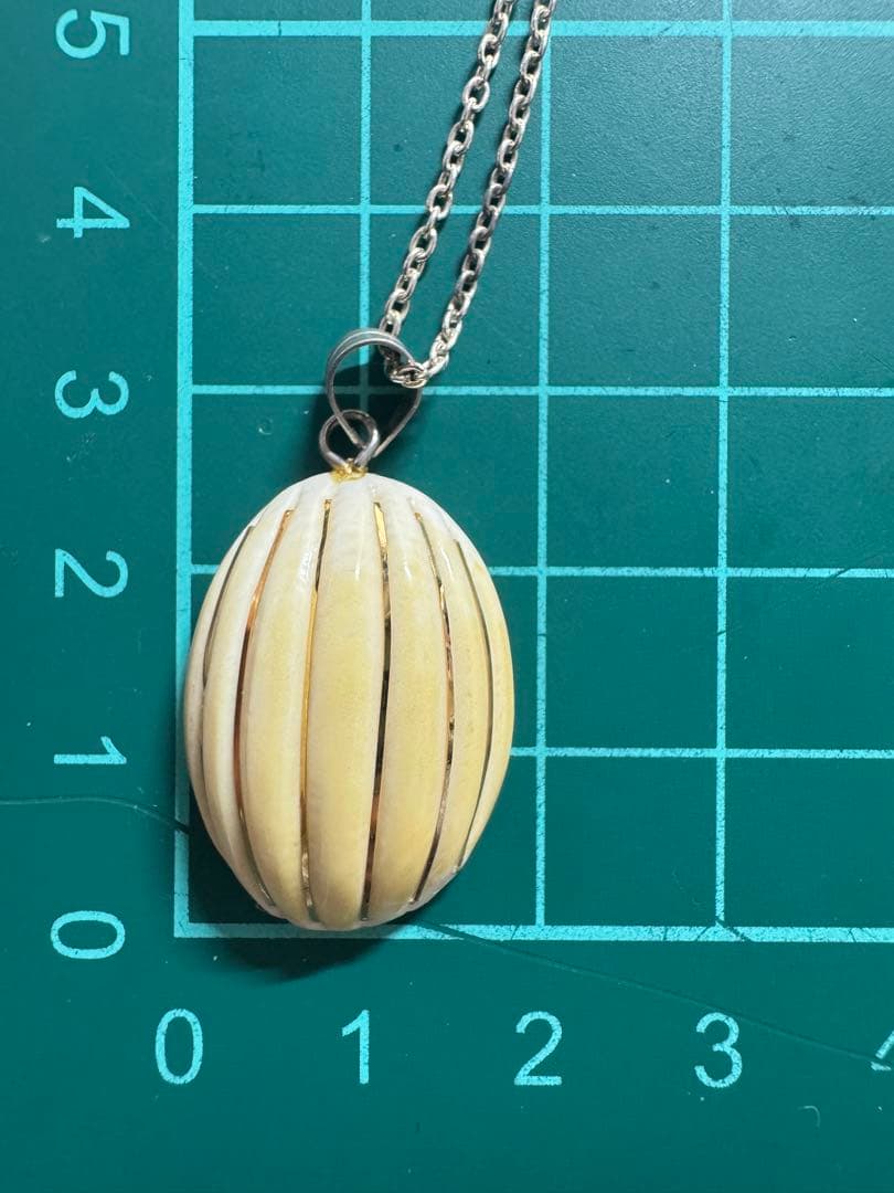 14K 585 金使用 ゾウゲ風 ペンダントトップ シルバー925チェーン付き