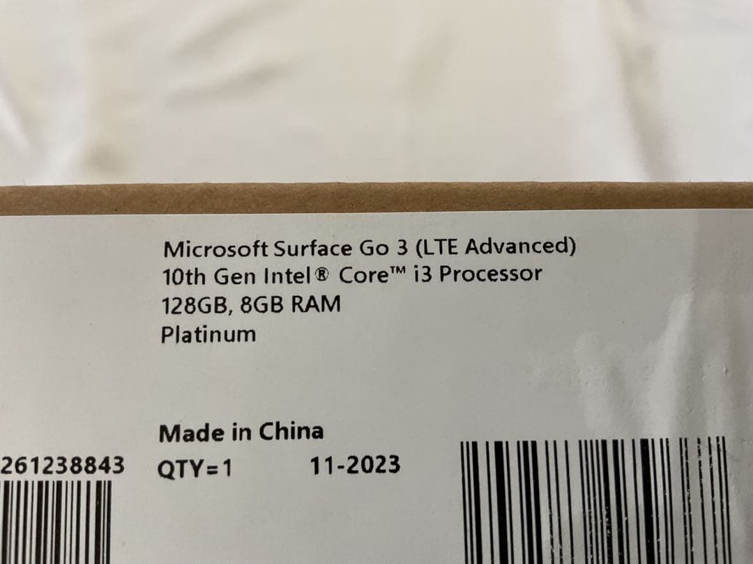 Surface Go 3 LTE i3 8g 128g office 【美品】
