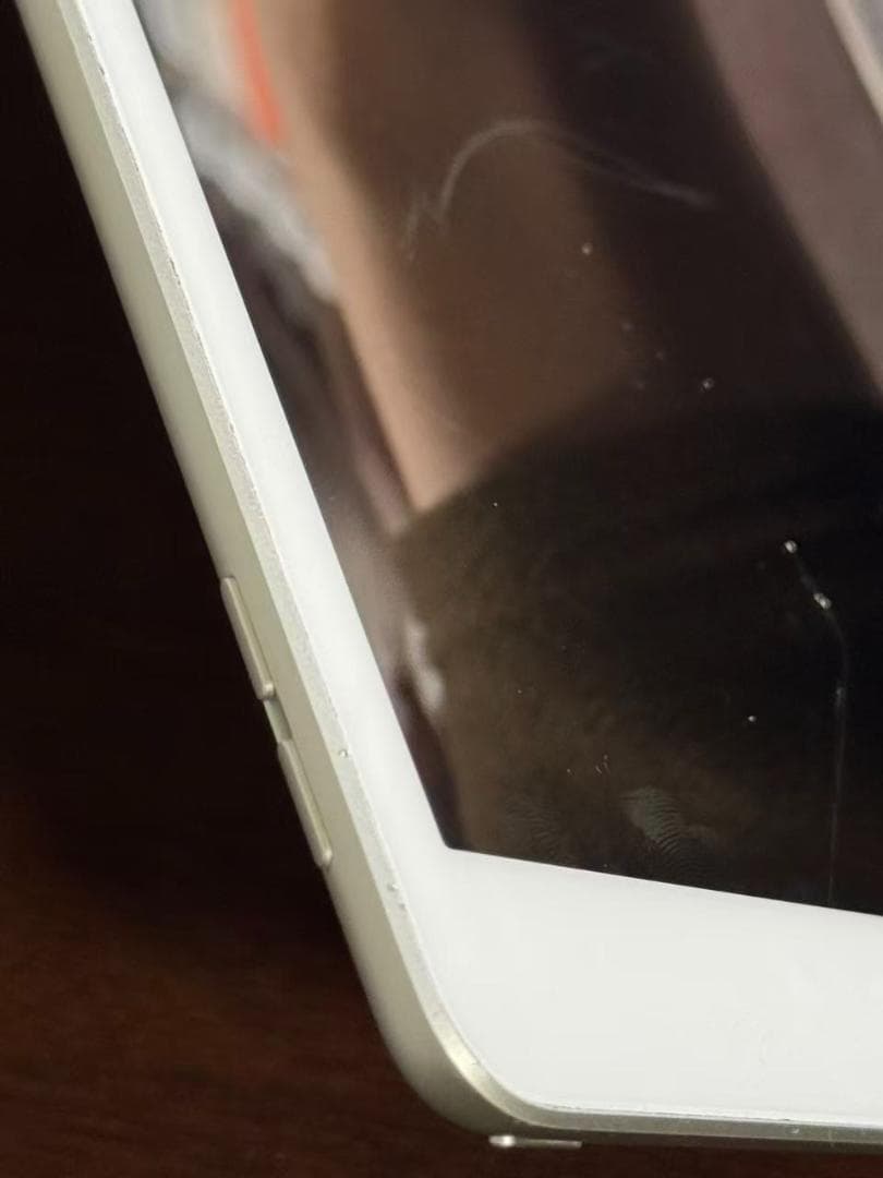 iPad 7 Wi-Fiシルバー 128GB 7世代