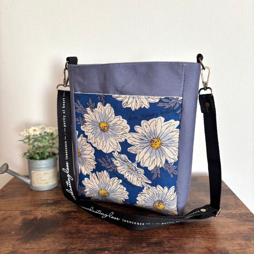 【ひな】ハンドメイドトートバッグ　帆布