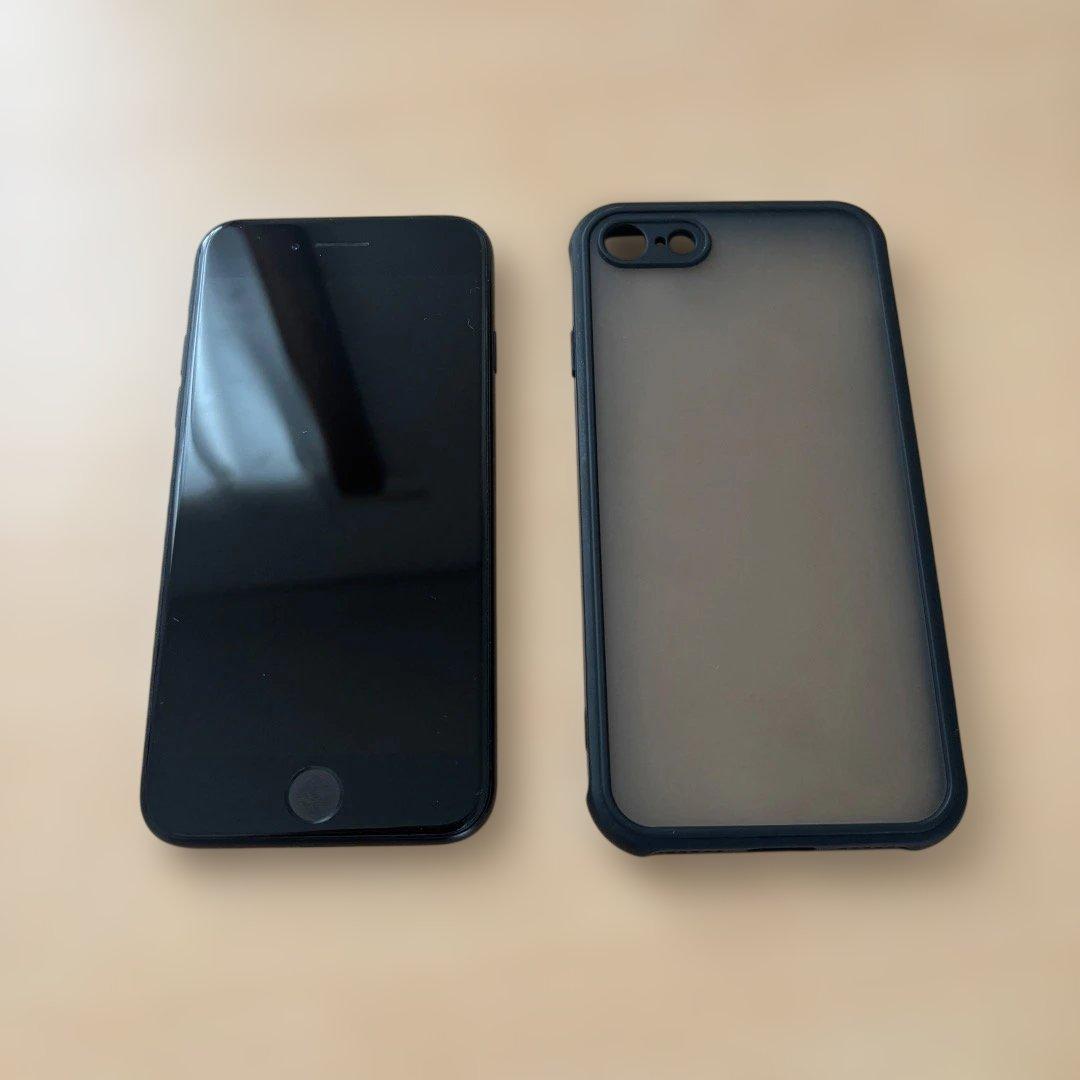 iPhone SE (第2世代) 128G バッテリー100%