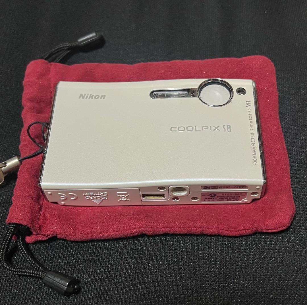 Nikon Coolpix S8 パールホワイト　完同品　ユーズド