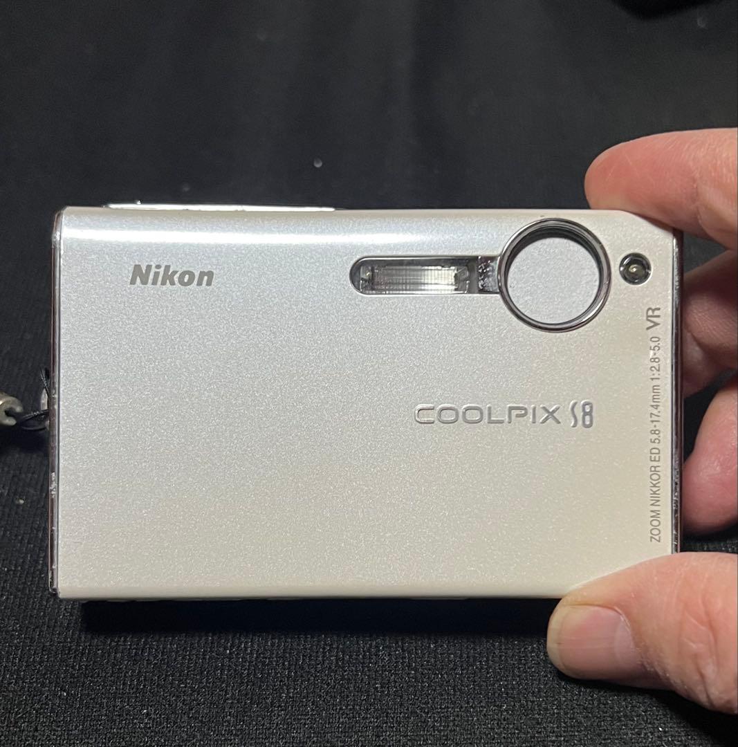 Nikon Coolpix S8 パールホワイト　完同品　ユーズド