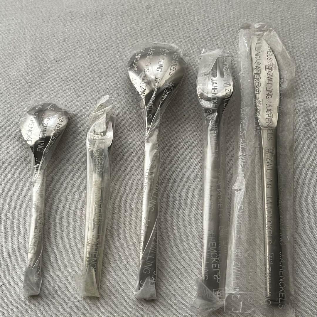 ツヴィリング ヘンケルス ハンゼアティック カトラリー 4客 スプーン