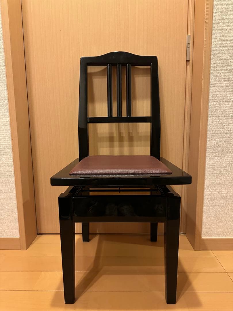 ピアノ椅子