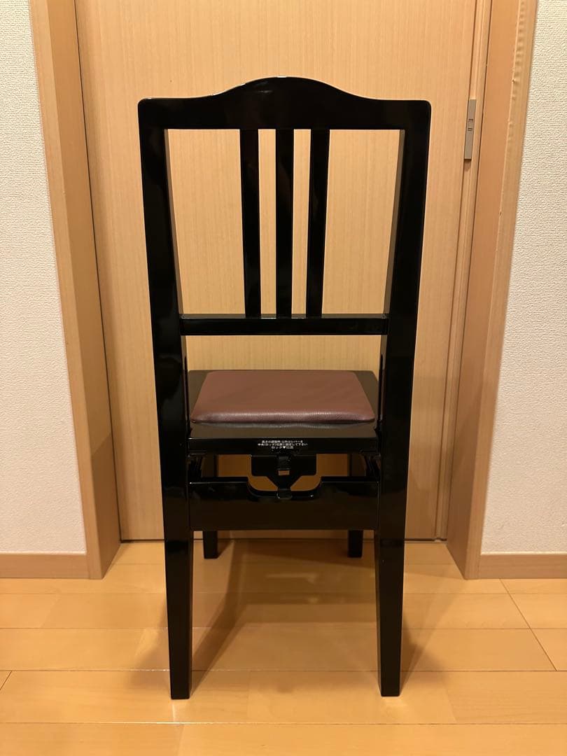 ピアノ椅子