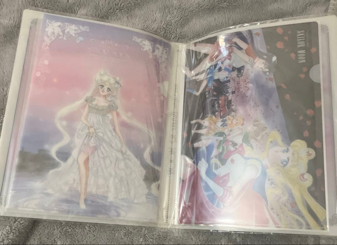 セーラームーン セーラームーン展　限定 クリアファイルホルダー 2種付