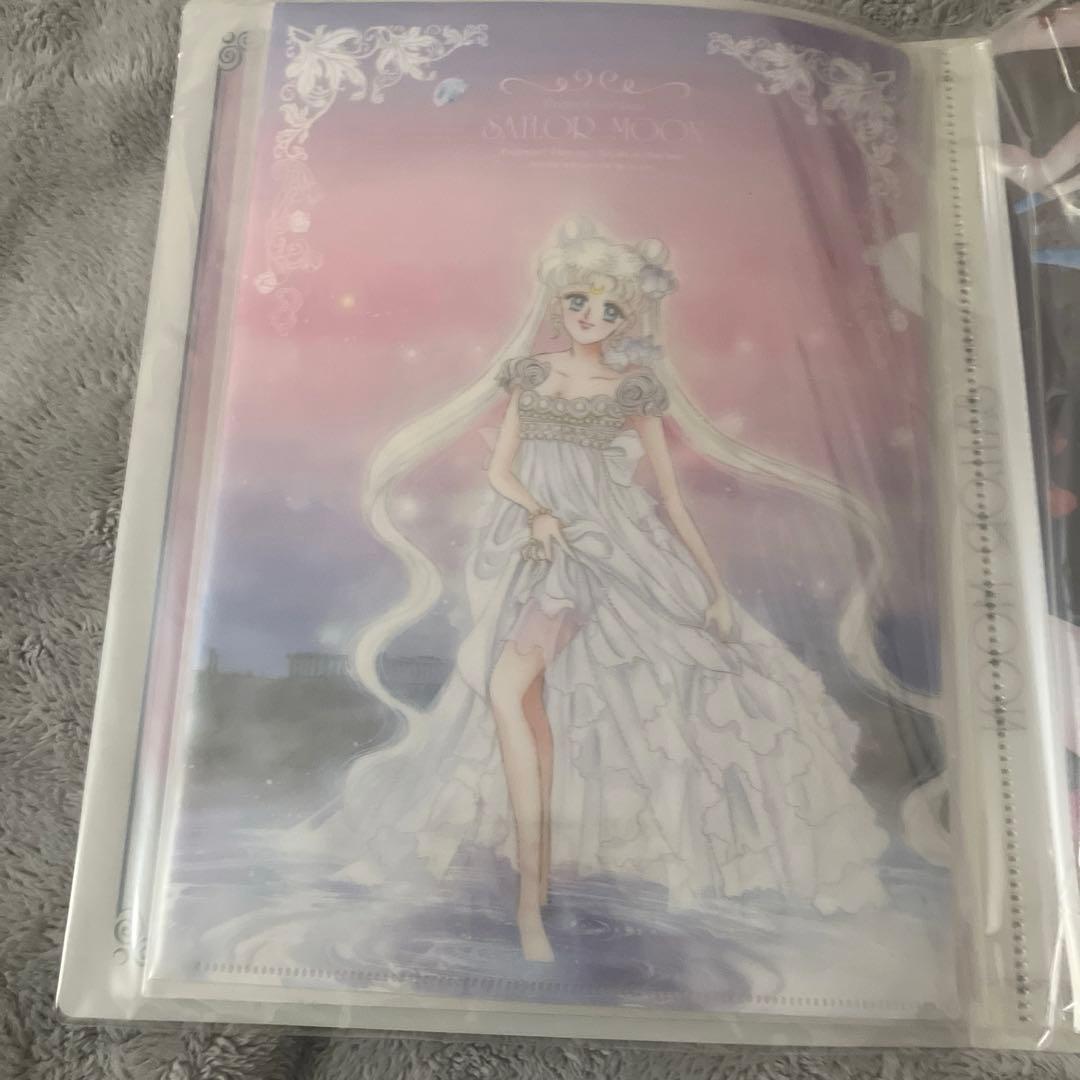 セーラームーン セーラームーン展　限定 クリアファイルホルダー 2種付