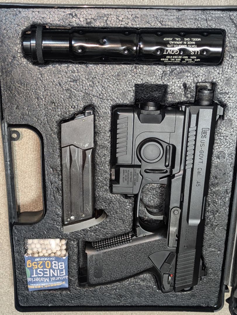 美品☆東京マルイ SOCOM Mk23 ガスガン サイレンサー ライト付き