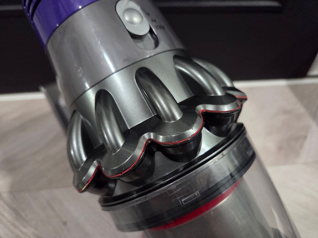 ②ダイソン dyson V10 SV12 本体のみ エコモード51分