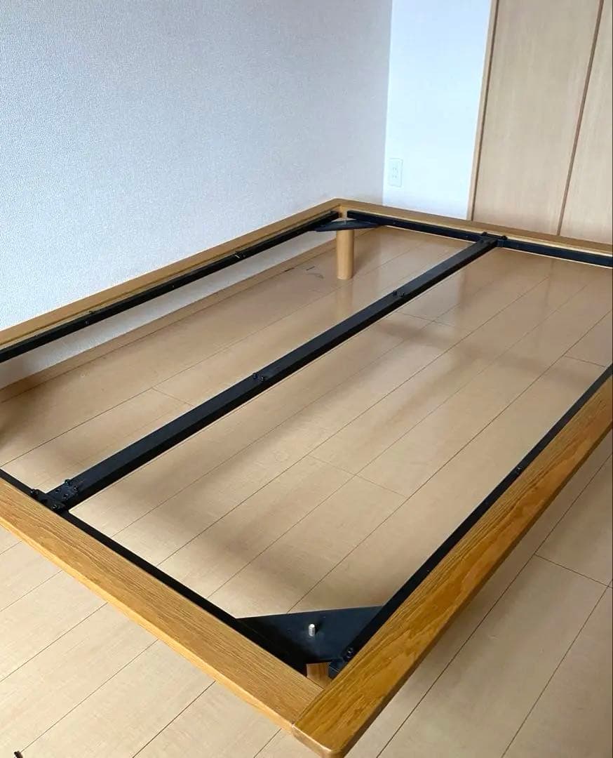 近隣地域限定送料無料❗️無印良品・木製ベッドフレーム オーク材突板　ダブル