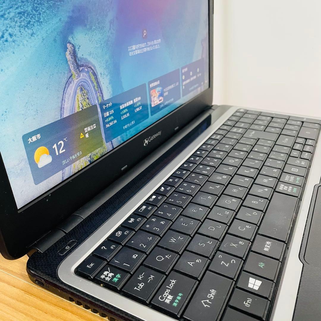 gatewayシルバーWin11 ノートパソコン SSDオフィスDVD