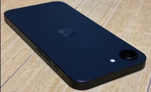 【美品】iPhone16e 128GB 　ブラック SIMフリー