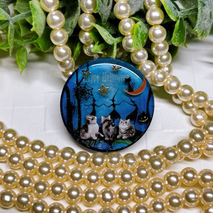 ゆきそら様お取置きです。レジンヘアゴム ハロウィンの魔女と猫ちゃんNo.695