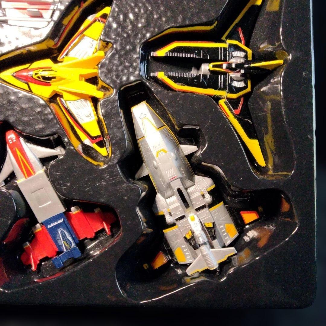 １９９７年発売　ウルトラマン　出撃！！　ウルトラメカセレクションIII