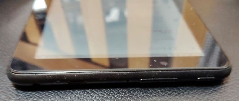 Amazon Fire 7 (第12世代) 専用カバー付き