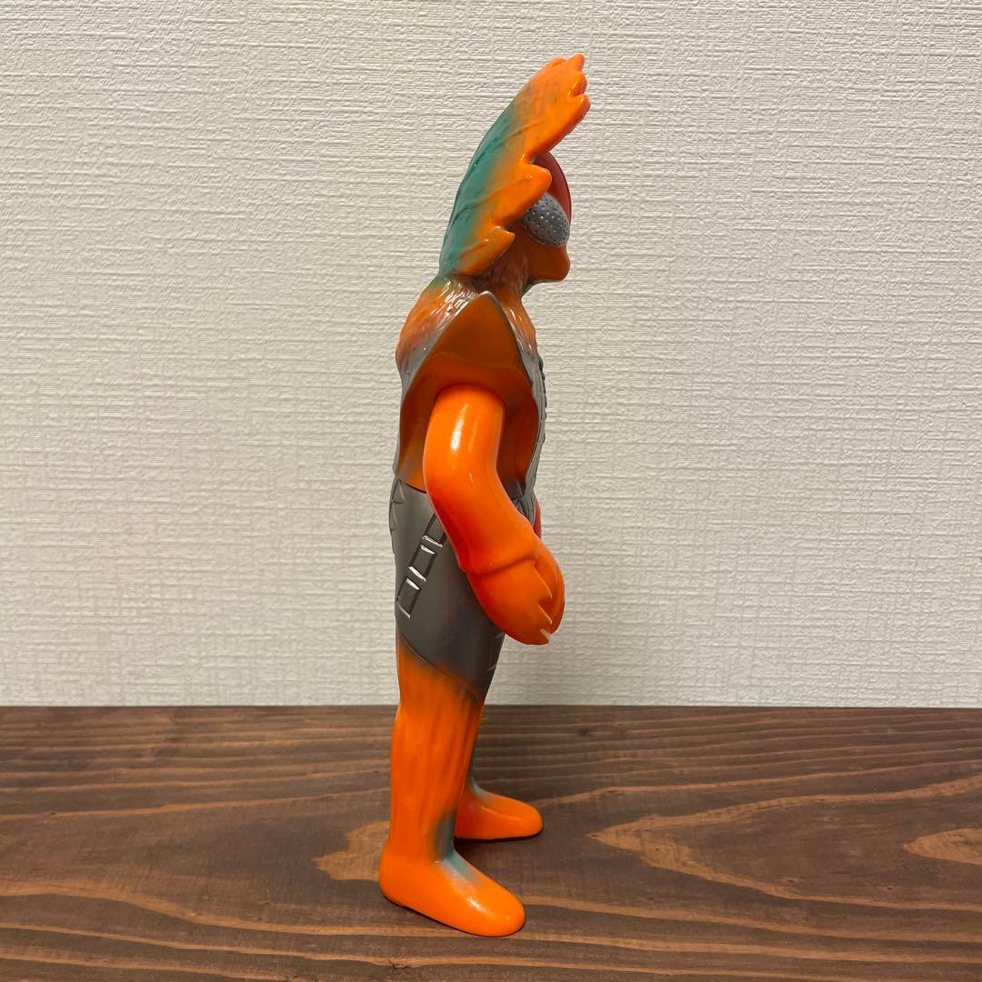 ブルマァク　ギロン人　ソフビ