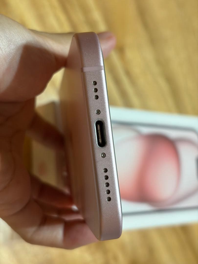 iPhone 15 ピンク　SIMフリー128gb 90%