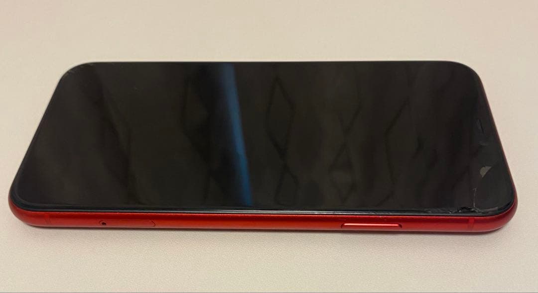 S*）様 【画面割れ】Apple iPhone11 レッド